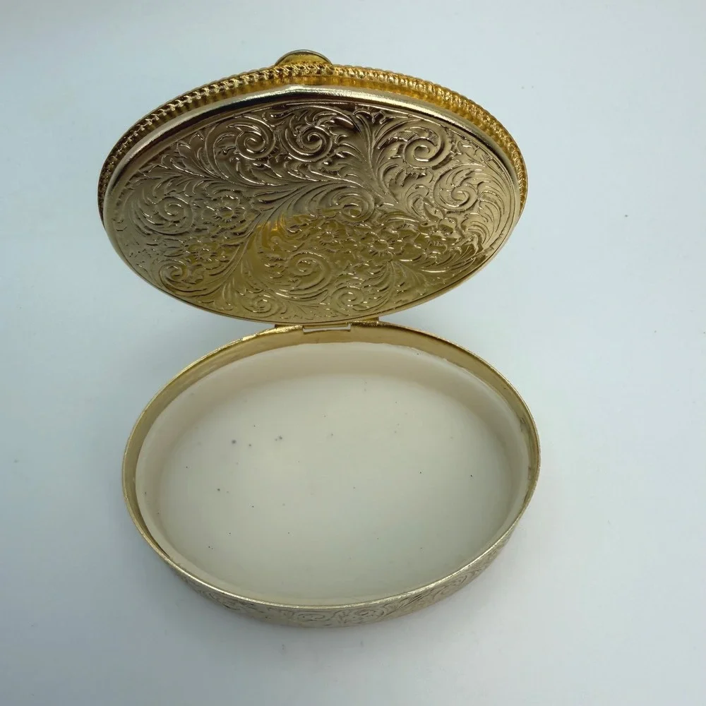 Vintage Aram Firenze Italy Porcelain Floral Trinket Pill Box Roses‎ Gold Tone